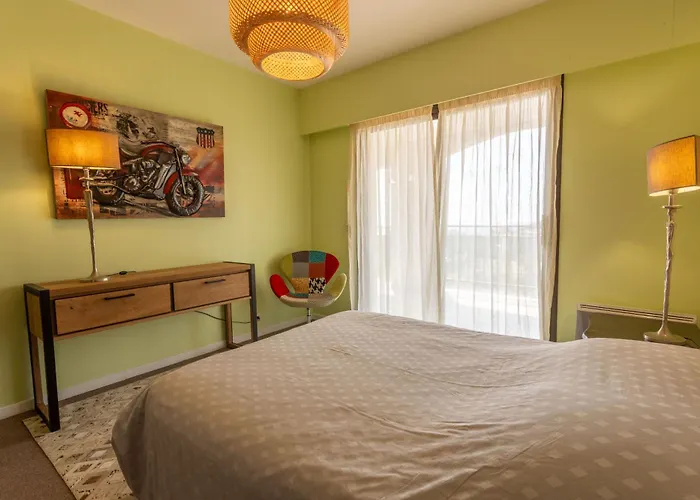 Апартаменти Le Plein Sud Terrasse Vue Agay Сен-Рафаель